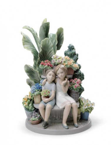 Lladró Secret Children in the Park statue - Limited edition